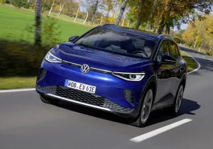Το VW ID.4 «προσπέρασε» το Model Y στις πωλήσεις ηλεκτρικών στην ΕΕ