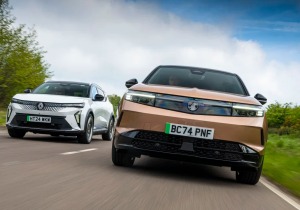 Opel Grandland Electric vs Renault Scenic E-Tech: Ποιο ηλεκτρικό SUV υπερέχει;