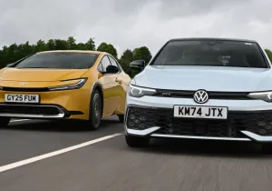 Volkswagen Golf GTE vs Toyota Prius: Σκληρό πόκερ