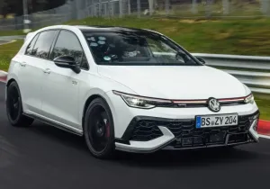 Η Volkswagen αποκαλύπτει το πιο άγριο Golf GTI όλων των εποχών!