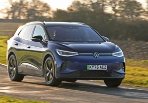 Volkswagen ID.4 Pro Black Edition 2026: Η σπορ έκδοση αξίζει τα λεφτά της;