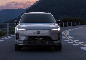 Νέο Volvo XC70: Το PHEV-SUV που εξαφανίζει το άγχος της φόρτισης