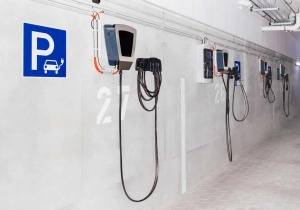 Πώς μπορεί να βελτιωθεί η φόρτιση ηλεκτρικών αυτοκινήτων σε πολυκατοικίες;