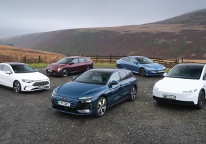 Μεγάλη χειμερινή δοκιμή αυτονομίας για 5 EV – Όταν το κρύο δείχνει την αλήθεια