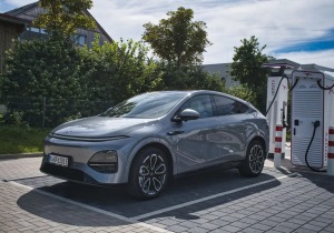 Οδηγώντας το Xpeng G6 Performance – Φόρτιση ένα χλμ ανά δευτερόλεπτο
