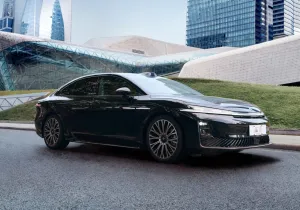 GAC Hyptec A800: Το Sedan με τον μακρύτερο φωτισμό και αυτόνομη οδήγηση L3