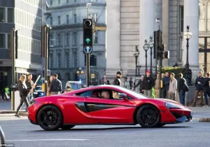 Η McLaren μπαίνει στην εποχή της ηλεκτροκίνησης με τεχνολογία Nio