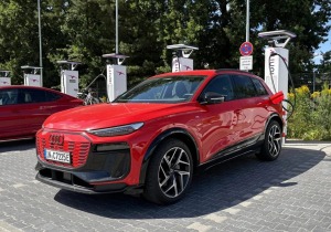 Q6 e-tron quattro: Η νέα ηλεκτρική γενιά της Audi