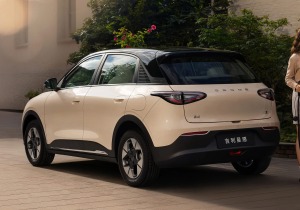 Απειλή για το BYD Seagull: Το νέο ηλεκτρικό της Geely σπάει ρεκόρ με 200.000 πωλήσεις!