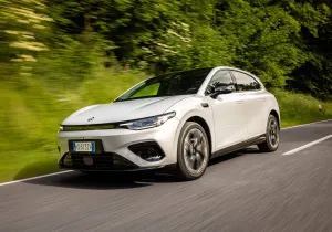 Το Leapmotor B05 διαθέσιμο στην Ελλάδα – Δείτε πόσο κάνει