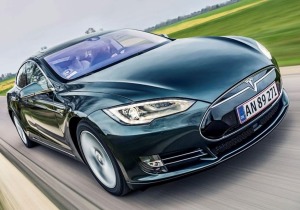 Tesla Model S με 370.000 χλμ.: Δείτε πόση μπαταρία έχει απομείνει