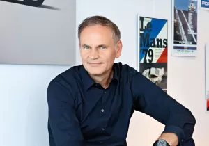 Oliver Blume CEO της Volkswagen: «Η εποχή των λίγων κρίσεων τελείωσε»