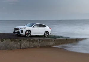 BMW iX2: Ηλεκτρικό SUV με αυτονομία 516 χλμ. και 313 PS