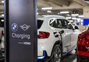 Η BMW επενδύει στις υποδομές φόρτισης στο Μεξικό