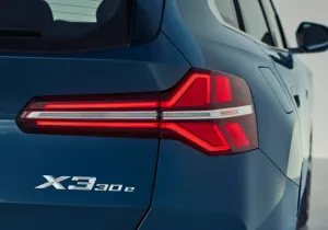 Η ΕΕ εξετάζει τη νέα ρύθμιση για τα plug-in υβριδικά μετά το 2035