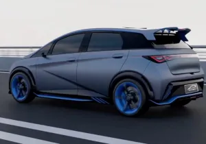BYD: Κορυφαία αυτονομία για το Dolphin των 13.000 ευρώ