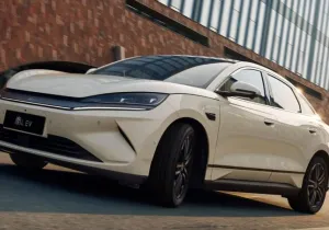 BYD Qin L EV – Το οικονομικό ηλεκτρικό σεντάν που ανταγωνίζεται το Tesla Model 3