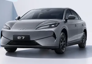 Το νέο BYD e7 sedan αποκαλύφθηκε!