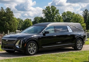 Ηλεκτρική… τελευταία διαδρομή: Η Cadillac Lyriq έγινε νεκροφόρα!