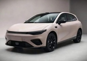 Το Leapmotor B05 φτάνει στην Ευρώπη με αυτονομία 480 χλμ. και τιμή €22.800