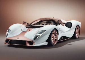 Αναγέννηση με 700 Ίππους – Το De Tomaso P72 επιστρέφει για να συντρίψει τα Supercars!