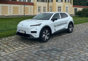 Οδηγώντας το Deepal S05: Ο νέος εφιάλτης για VW ID.4 και Skoda Enyaq!
