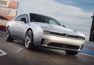 «Αλμυρό» στην τιμή το νέο ηλεκτρικό Charger Daytona