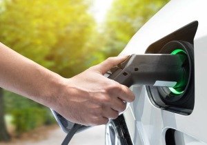 Πώς η οδήγηση EV μειώνει το στρες;