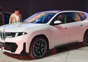 Νέα BMW iX3 Long Wheelbase: Ηλεκτρική αυτονομία 919 χλμ. και τεχνολογία Neue Klasse