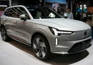 Νέα Volvo EX90 και ES90: Η νέα ηλεκτρική εποχή ξεκινά στις 15 Απριλίου