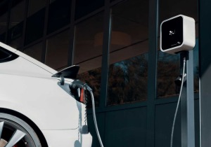 Τι συμβαίνει αν διακόπτεις συχνά τη φόρτιση στο EV σου;