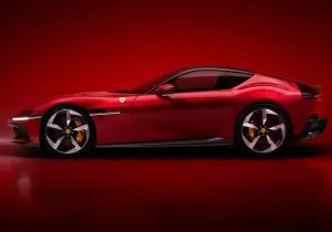 Η νέα Ferrari 12Cilindri αποδίδει 819 HP!