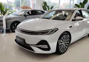 Το Geely Galaxy A7 με 2.100 χλμ αυτονομίας σαρώνει στην Κίνα!
