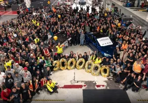 Tesla: παρήγαγε το 3 εκατομμύριο όχημά της στο εργοστάσιό της στο Fremont