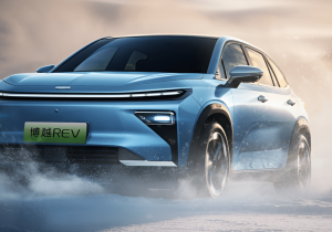 Geely Boyue EREV: Το SUV που «γράφει» 1.525 χλμ. αυτονομίας