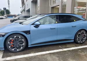 Zeekr 007 GT – Ποιά Tesla… τα έχει για «πρωινό»!