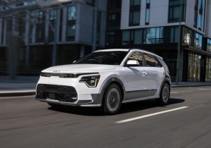 Η Kia ανακοινώνει τις τιμές για το Niro EV 2025 στις ΗΠΑ