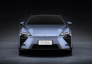 Το Νέο Lexus ES έρχεται Ευρώπη για να ανακατέψει την τράπουλα