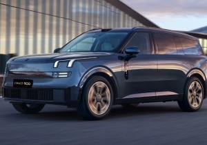 Το Lynk & Co 900 έρχεται κοιτάζοντας στα μάτια το Range Rover