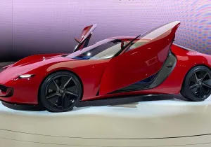 Η Mazda επιστρέφει στις δόξες της με το ηλεκτρικό Miata;