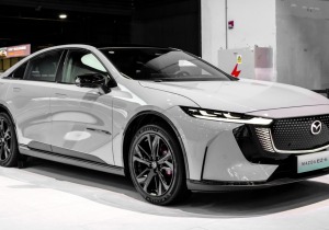 Το Mazda 6e σαρώνει στις δοκιμές ασφαλείας με 5 αστέρια