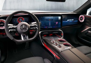 Η Mercedes-AMG αποκαλύπτει το εσωτερικό της 4-θυρης ηλεκτρικής GT Coupe
