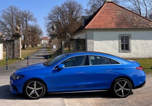 800V τεχνολογία και 320 kW φόρτιση: Η Mercedes CLA 250+ ανεβάζει τον πήχη