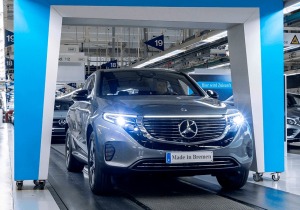 Mercedes: Τίτλοι τέλους για το ηλεκτρικό EQC