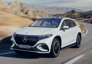 Η Mercedes-Benz ξεκινά τη συναρμολόγηση του EQS SUV στην Ινδία