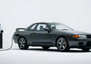 Η Nissan έφτιαξε ένα ηλεκτρικό GT-R R32!