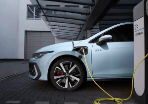 Αξίζει να αγοράσετε ένα PHEV σήμερα; Και γιατί;