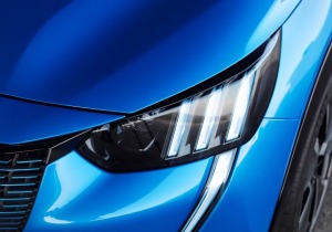 Το θρυλικό Peugeot GTi δεν πέθανε – Απλώς …φορτίζει!