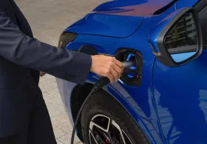 Έχεις PHEV αλλά δεν το φορτίζεις; Τότε… δεν έχεις PHEV!