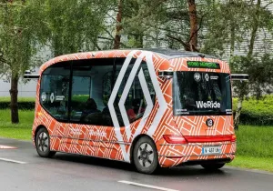 Renault: ρίχνει την προσοχή της στα δημόσια αυτόνομα λεωφορεία
